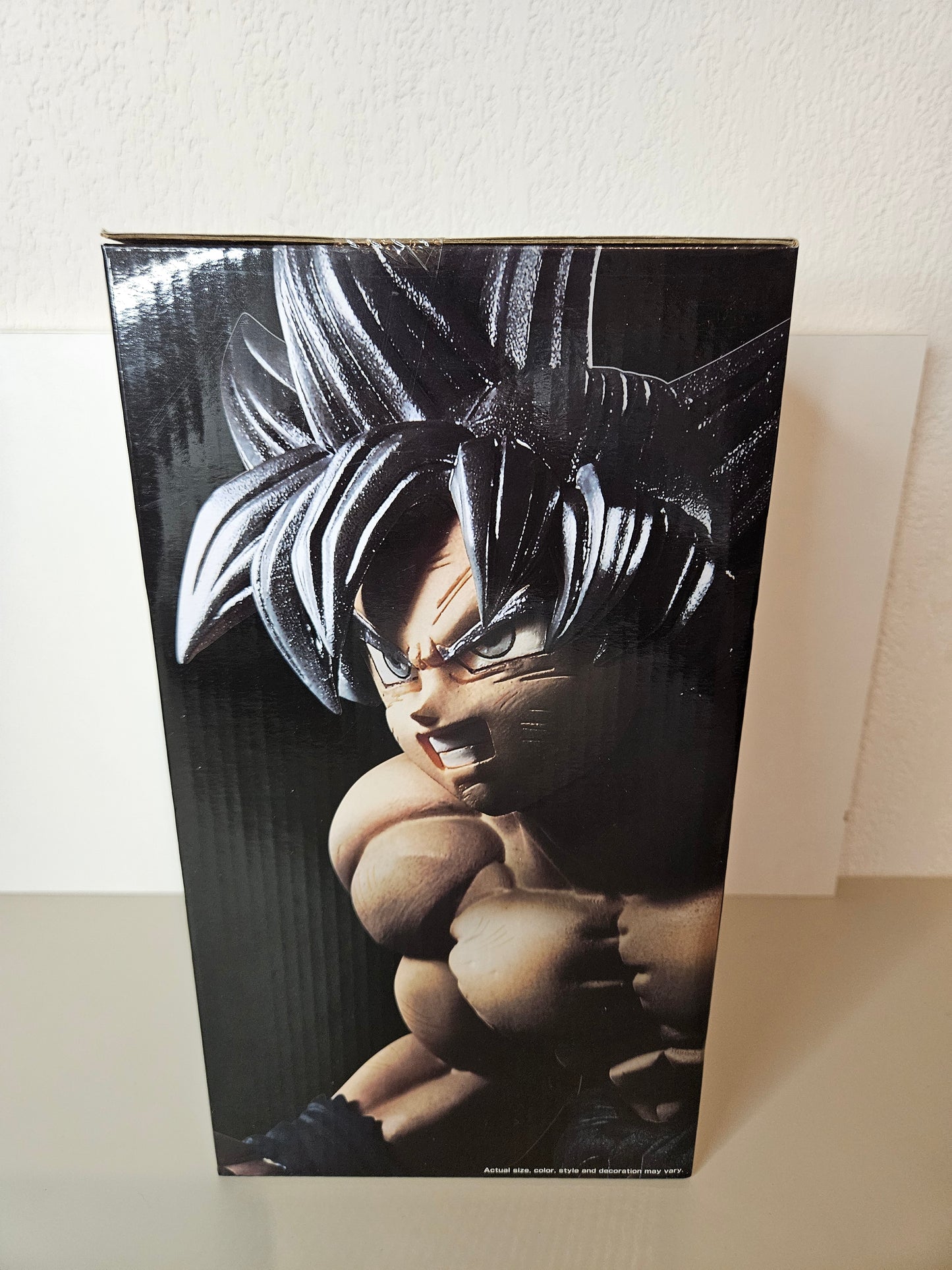 Figurine Goku Ultra Instinct Battle-Z