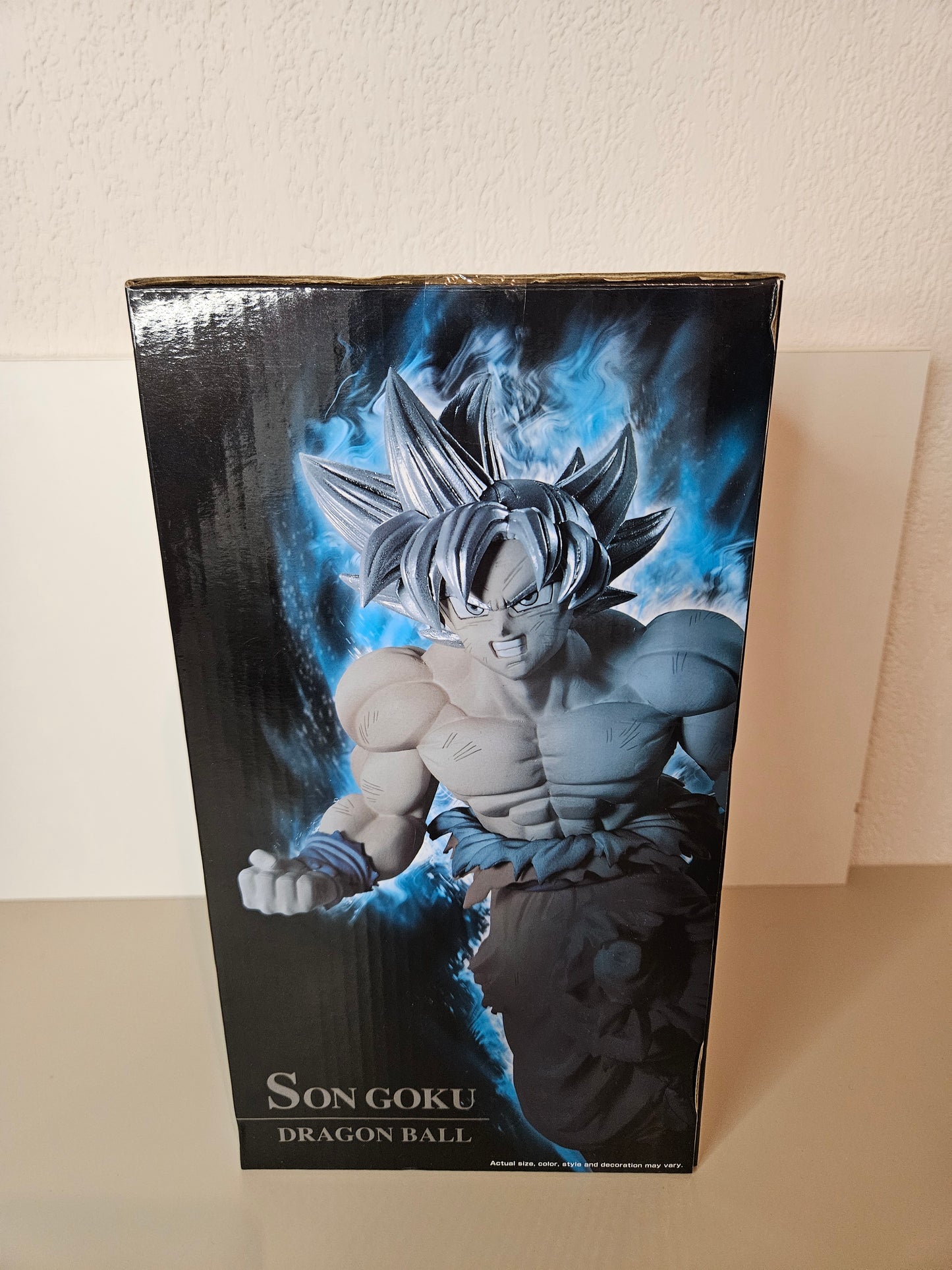 Figurine Goku Ultra Instinct Battle-Z