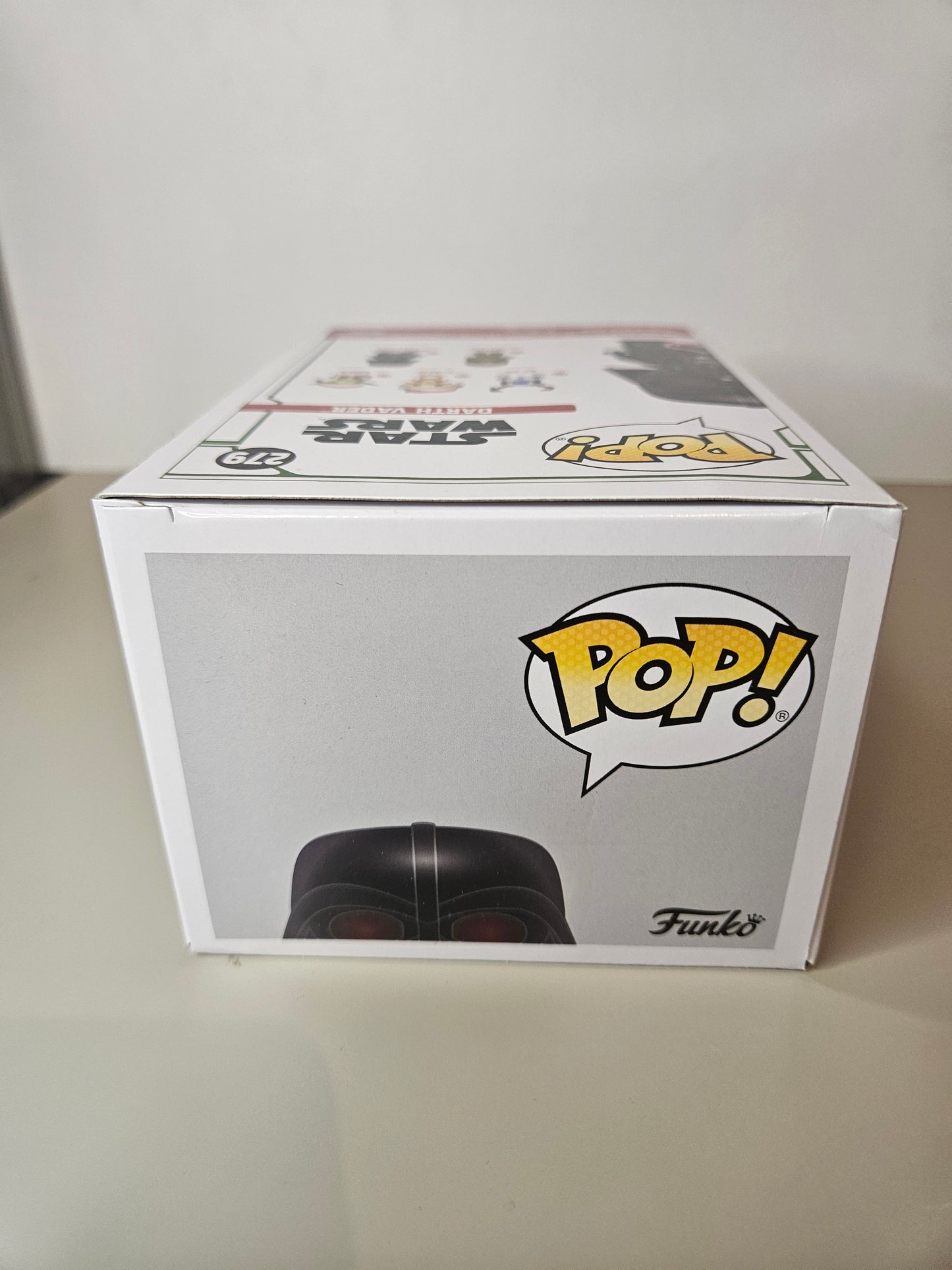 Funko Pop Darth Vader Christmas Chase