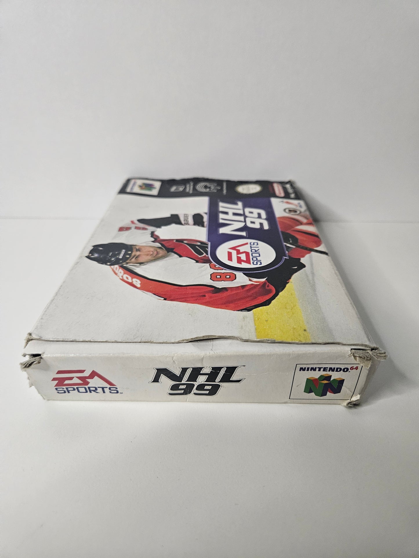 Nintendo - NHL 99