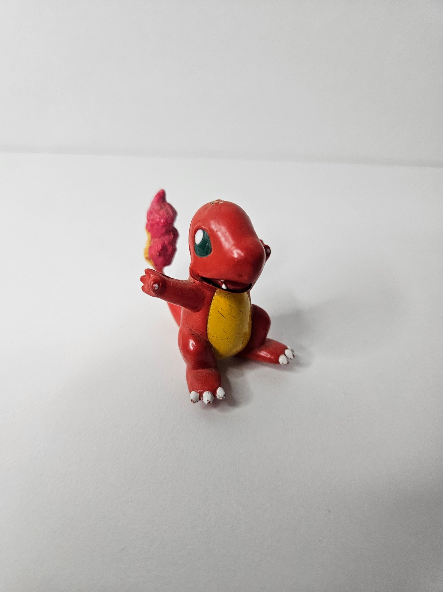 Figurine Pokémon TOMY Salameche