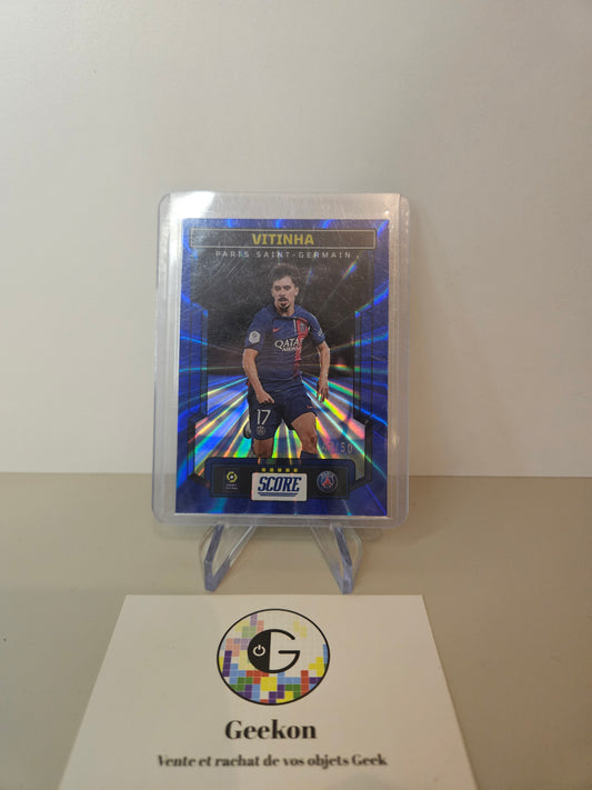 PANINI SCORE LIGUE 1 2023-24 - VITINHA PSG BLUE LASER 47/50 #129