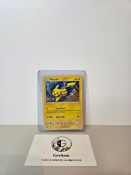 Pikachu Holo SM81