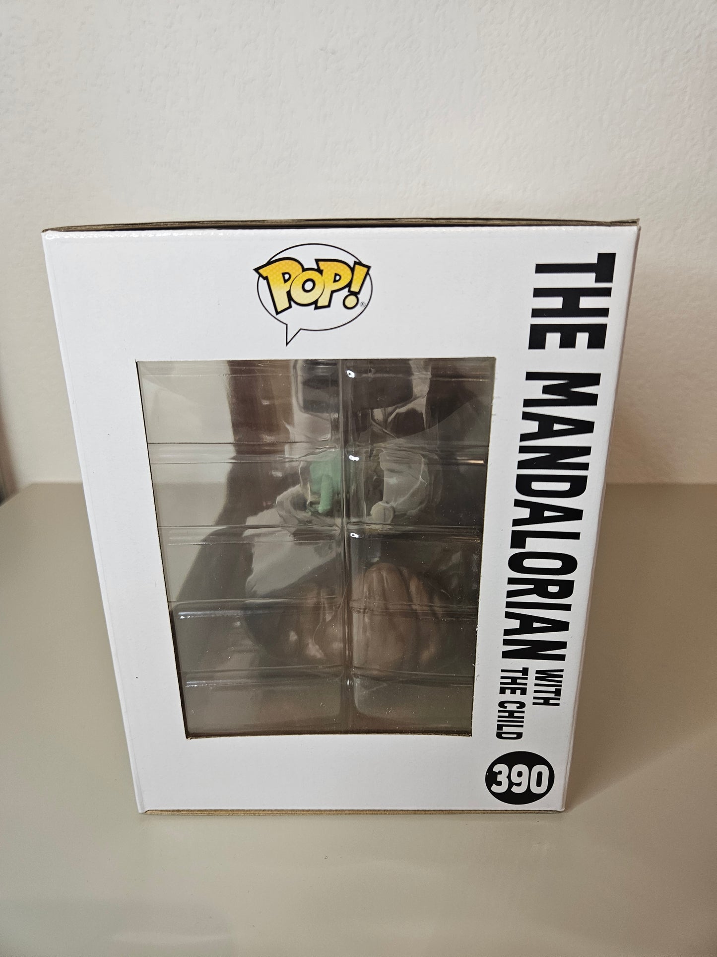 Funko Pop The Mandalorian with child 390