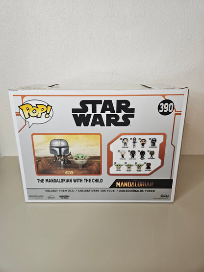 Funko Pop The Mandalorian with child 390