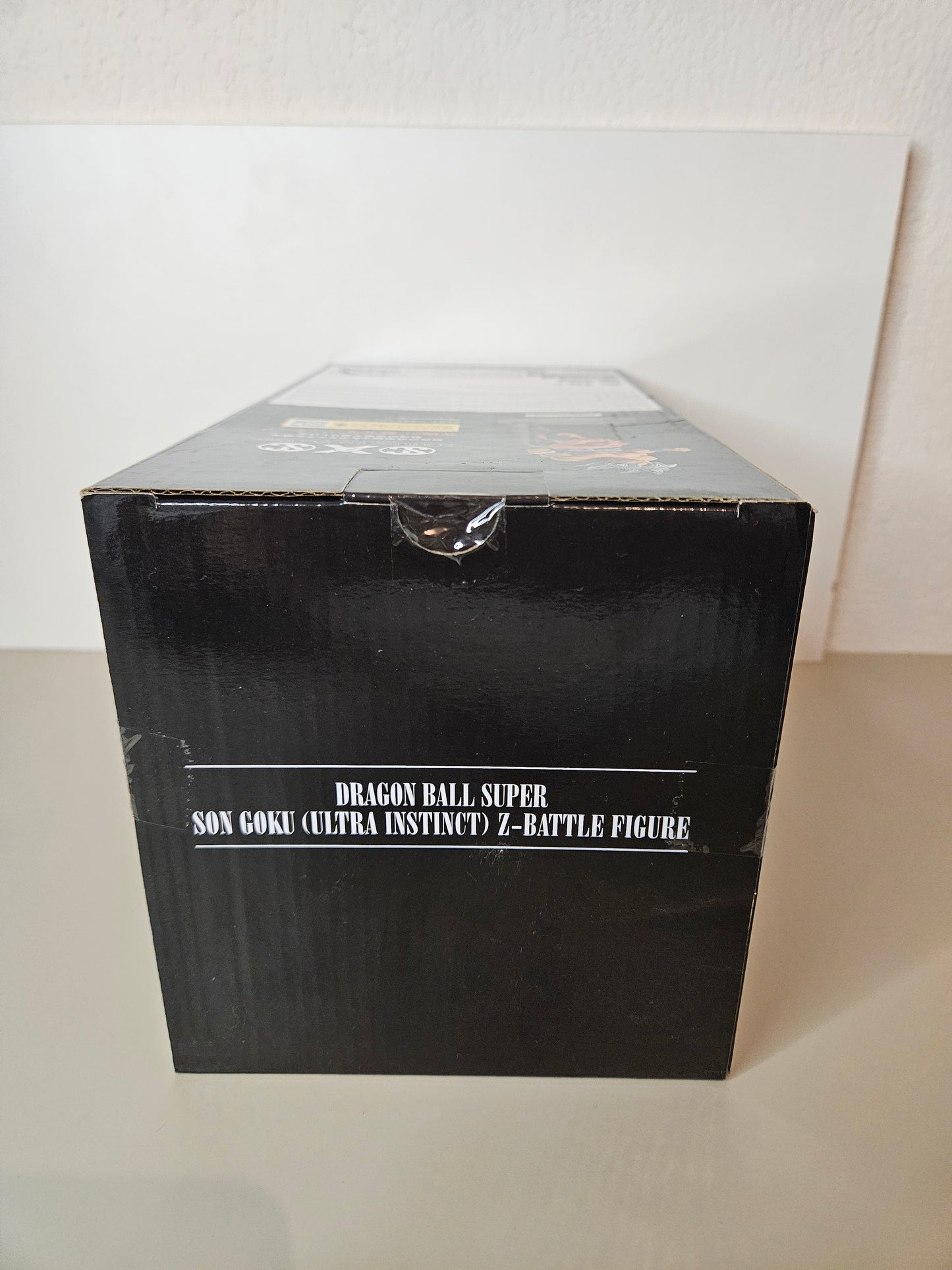 Figurine Goku Ultra Instinct Battle-Z