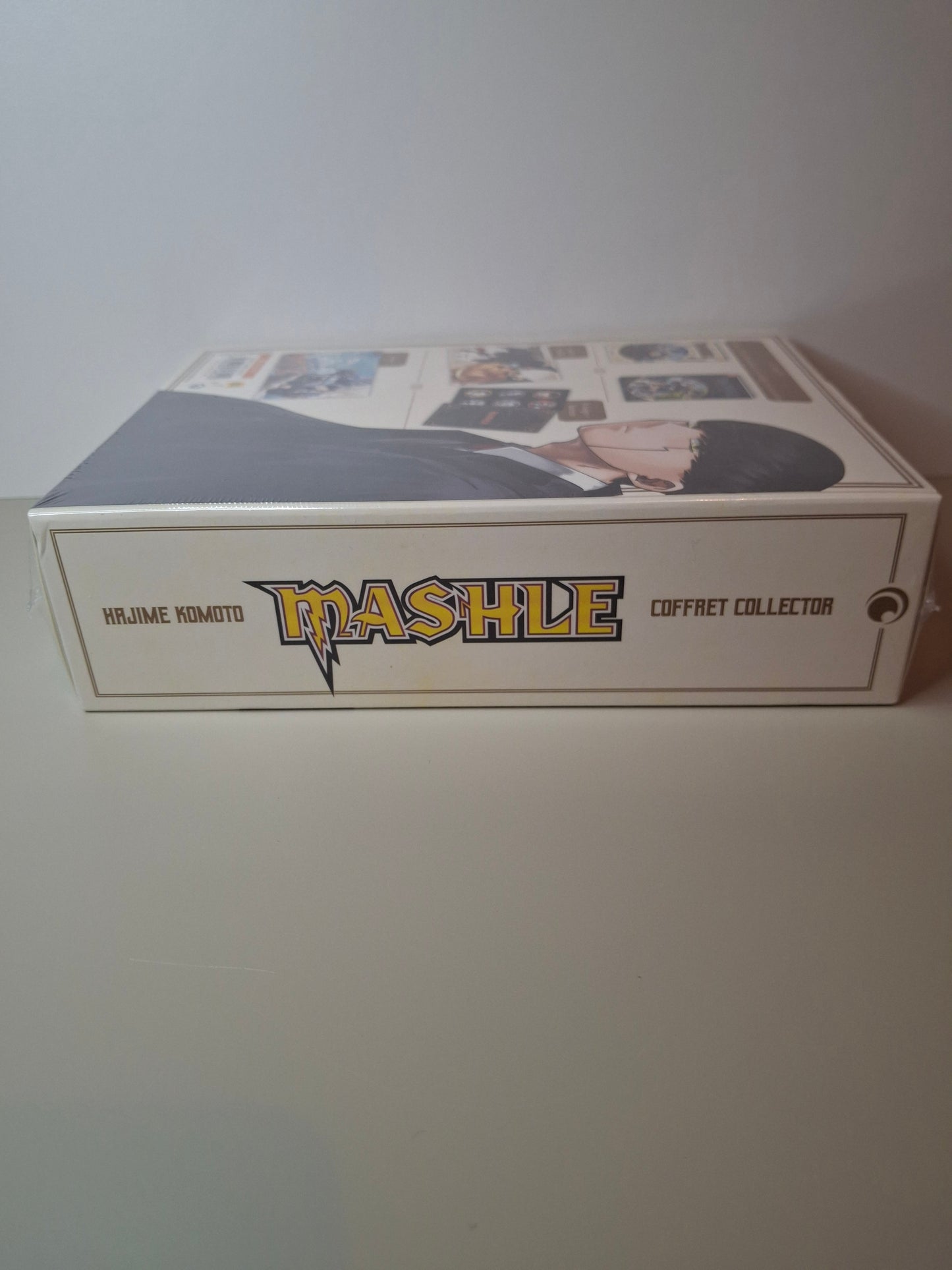 Mashle - Coffret Collector tome 18