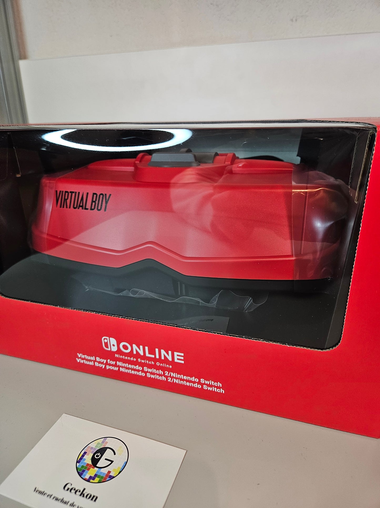 Nintendo - Virtual Boy Switch