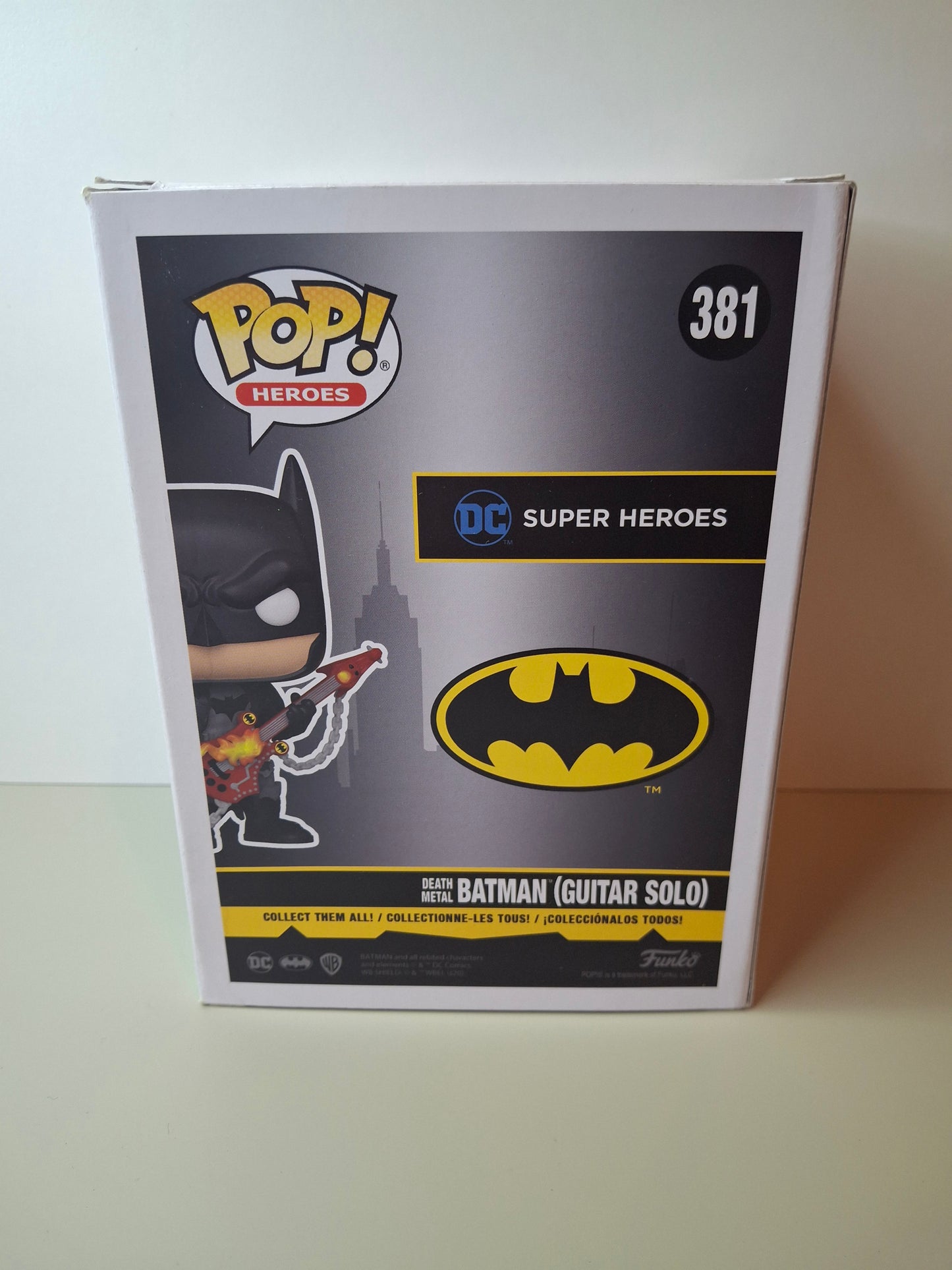 Funko Pop - Death Metal Batman (guitarsolo)
